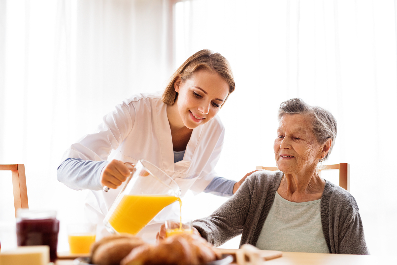 Elderly Care in Mt. Laurel NJ: When Does My Aging Parent Need Elderly Care Services?